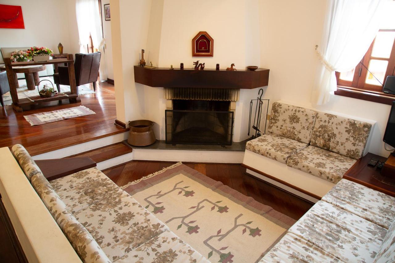 Apartamento Para Temporada No Alto Do Capivari Campos do Jordao Bilik gambar